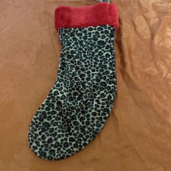 Tilt Leopard Cat Christmas Stocking - Picture 6 of 7